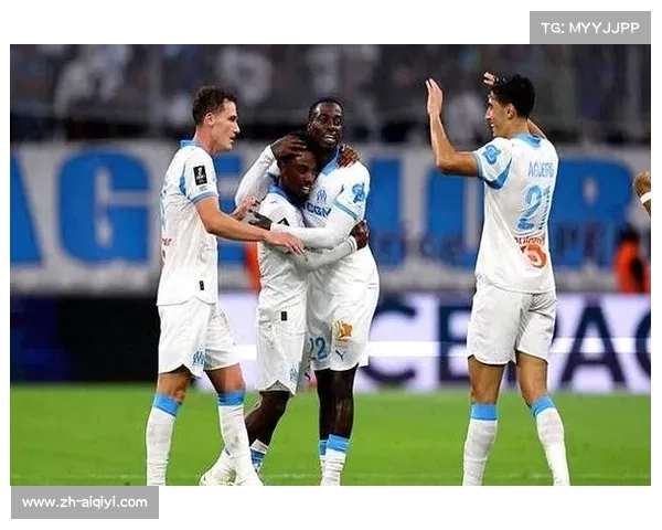 巴黎圣日耳曼对阵马赛，后防线稳定性成焦点