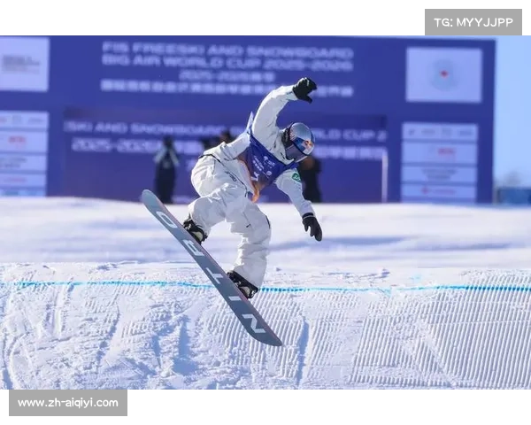 单板滑雪女子大跳台日本选手村濑心椛最后一跳逆转登顶 单板滑雪女子大跳台日本选手村濑心椛最后一跳逆转登顶